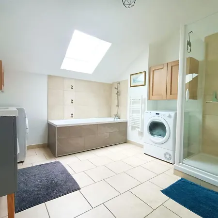 Apartment Magnifique Duplex 3 Proche Centre-ville Et Gare Chemin Du Barrage Chalons-en-Champagne
